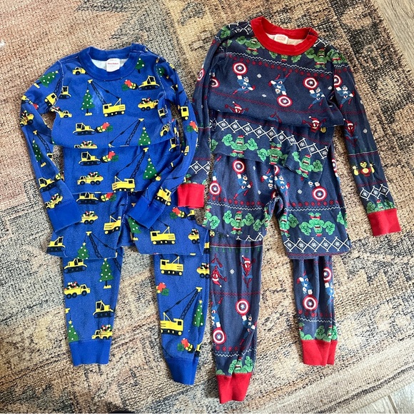 Kids Hanna Andersson Marvel' Red and Blue Hulk Pjs sz 5 - Picture 1 of 6